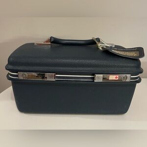 Samsonite Vintage Profile II Dark Blue Cosmetic Train Case